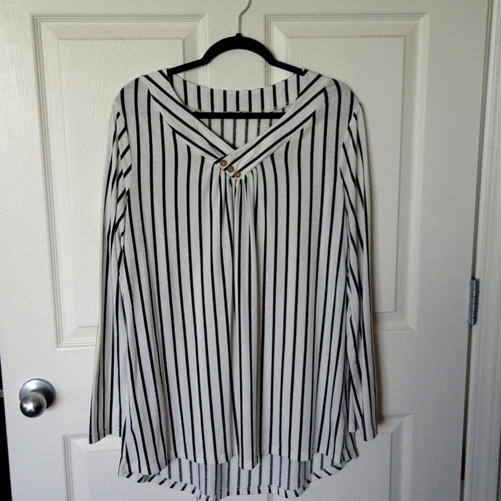 Black and white striped Hibelle top.